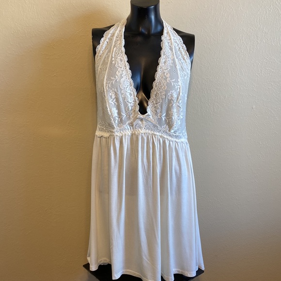 White 3x/18 - Hips & Curves Halter Baby Doll City Chic Collection - Picture 2 of 16